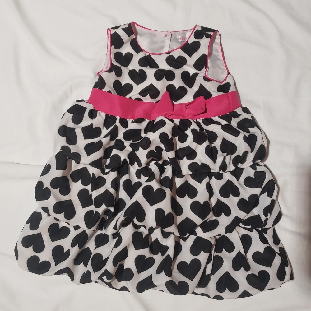 3/$10 Maggie & Zoe adorable ruffle dress